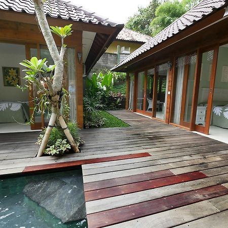 Gekkos Ubud Exterior photo